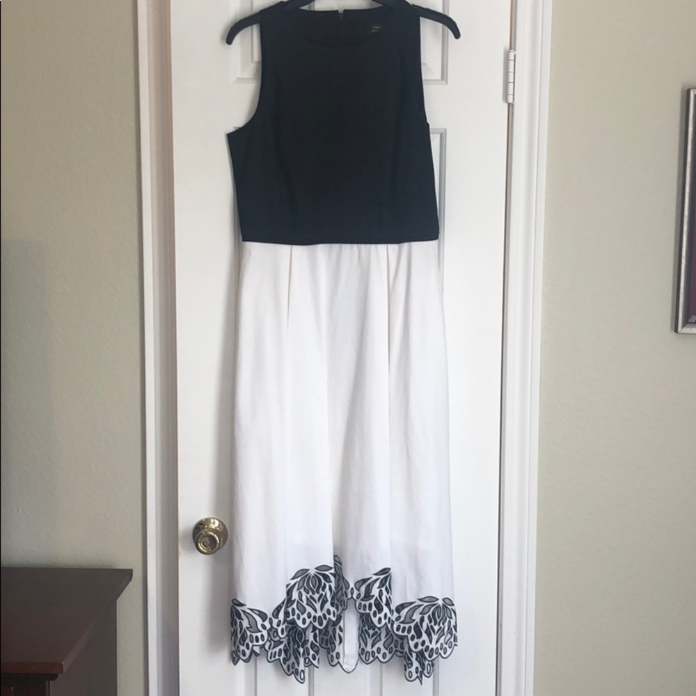 Tahari Black and white dress